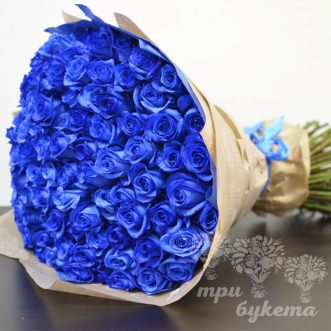 101 синяя роза в крафте 60 см